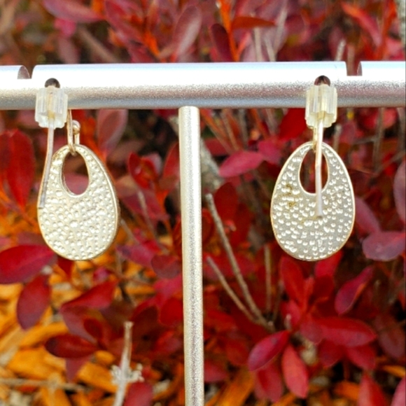 Green and Silver Accessory Drop Earrings - Picture 5 of 5